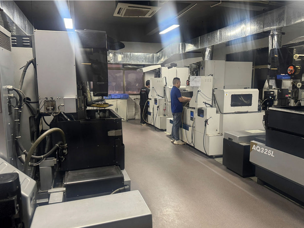EDM and wire cutting workshop